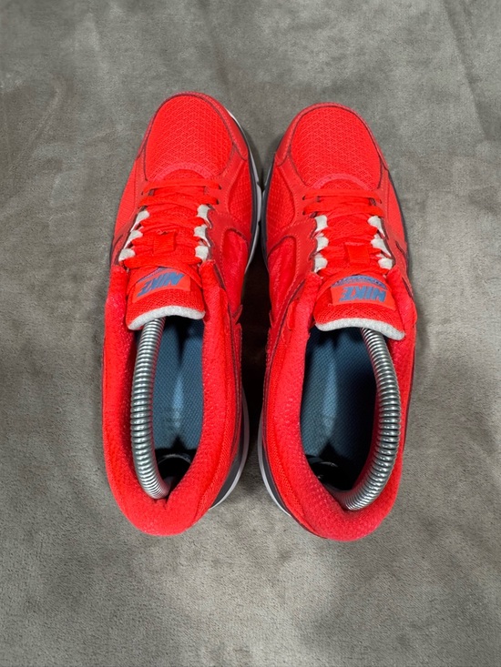 Nike Dual Fusion Sneakers - Picture 4 of 11